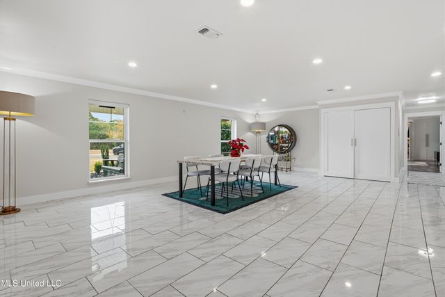 14247 N Swan Road, Gulfport, MS 39503