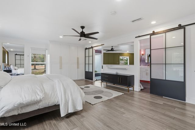 14247 N Swan Road, Gulfport, MS 39503