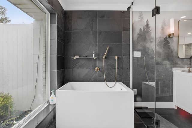 14247 N Swan Road, Gulfport, MS 39503