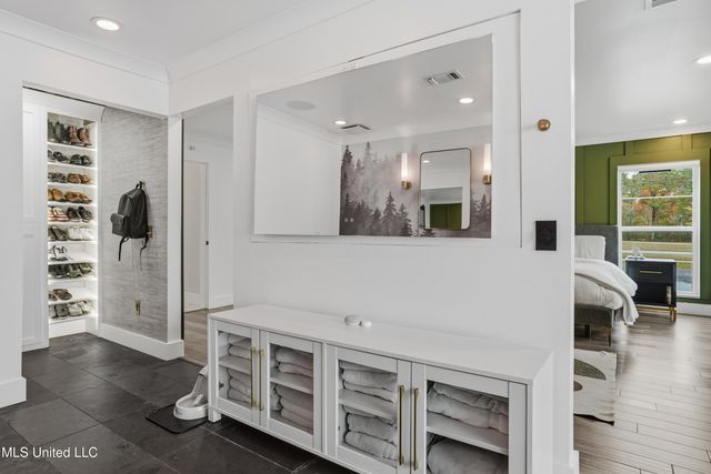 14247 N Swan Road, Gulfport, MS 39503