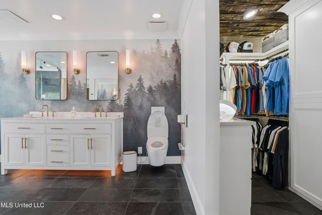 14247 N Swan Road, Gulfport, MS 39503