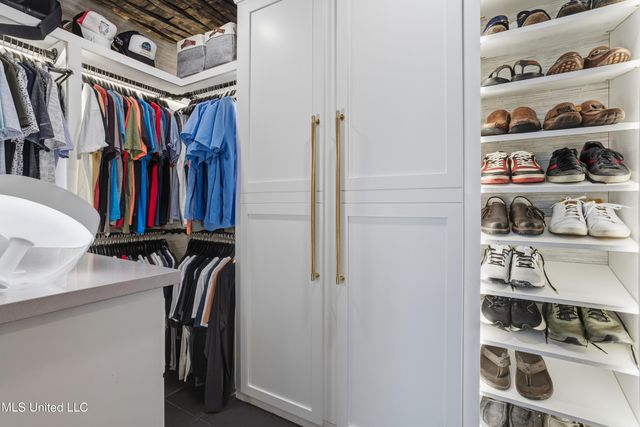 14247 N Swan Road, Gulfport, MS 39503