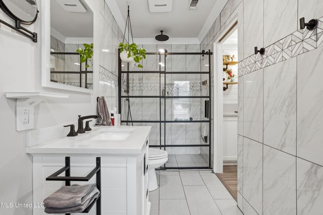 14247 N Swan Road, Gulfport, MS 39503