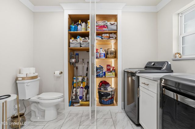 14247 N Swan Road, Gulfport, MS 39503