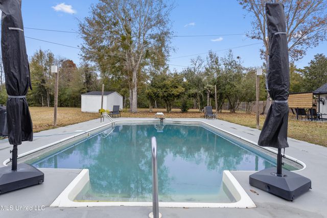 14247 N Swan Road, Gulfport, MS 39503