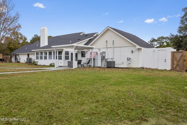 14247 N Swan Road, Gulfport, MS 39503