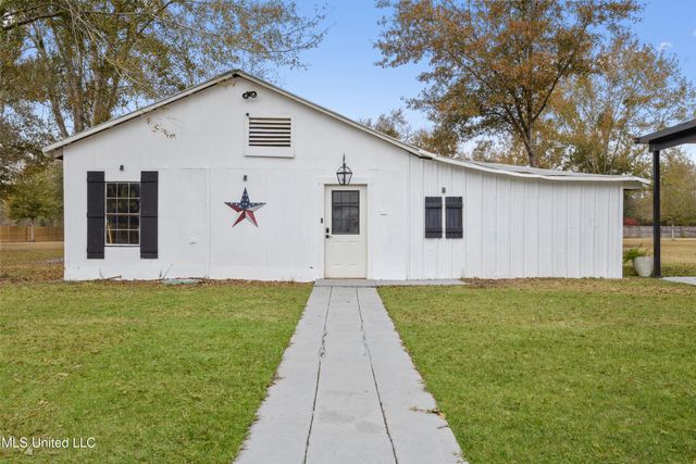 14247 N Swan Road, Gulfport, MS 39503