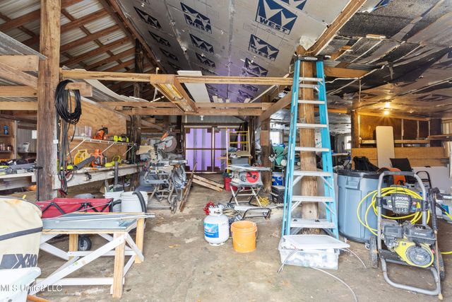 14247 N Swan Road, Gulfport, MS 39503