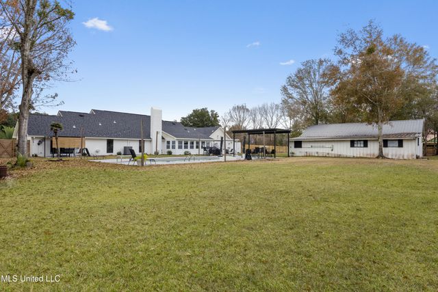 14247 N Swan Road, Gulfport, MS 39503