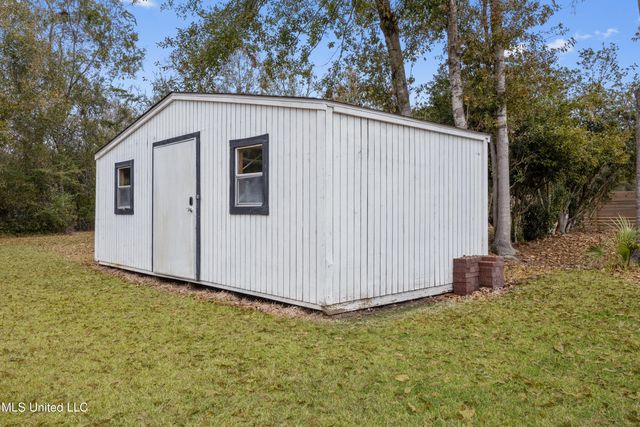 14247 N Swan Road, Gulfport, MS 39503