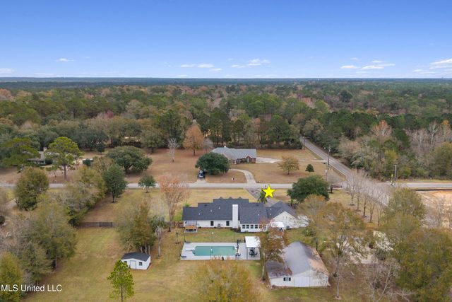 14247 N Swan Road, Gulfport, MS 39503