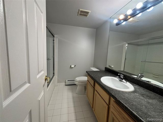 7412 Central Street, Westland, MI 48185