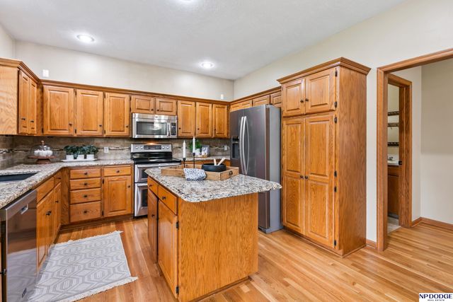 4304 N 139 Avenue, Omaha, NE 68164