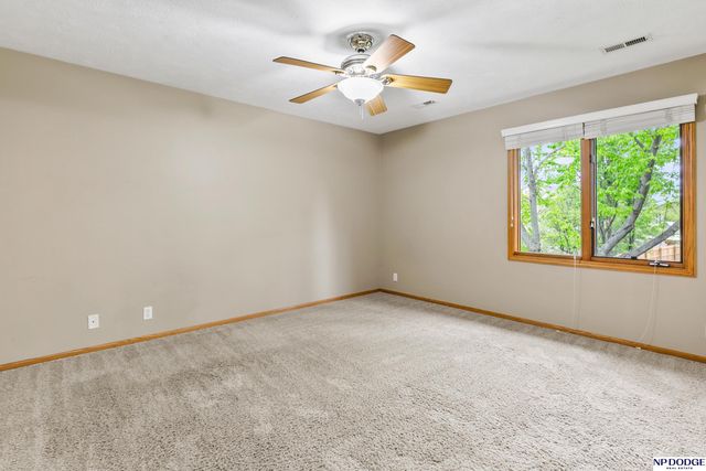 4304 N 139 Avenue, Omaha, NE 68164
