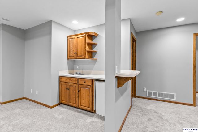 4304 N 139 Avenue, Omaha, NE 68164