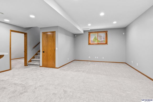4304 N 139 Avenue, Omaha, NE 68164
