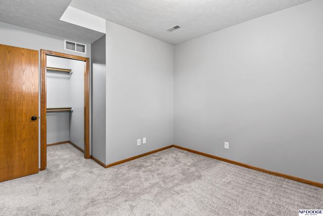 4304 N 139 Avenue, Omaha, NE 68164