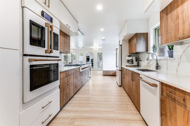 7637 La Risa Drive, Dallas, TX 75248