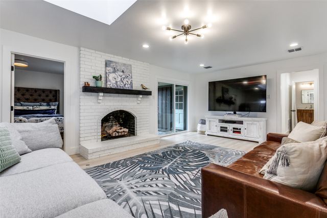 7637 La Risa Drive, Dallas, TX 75248