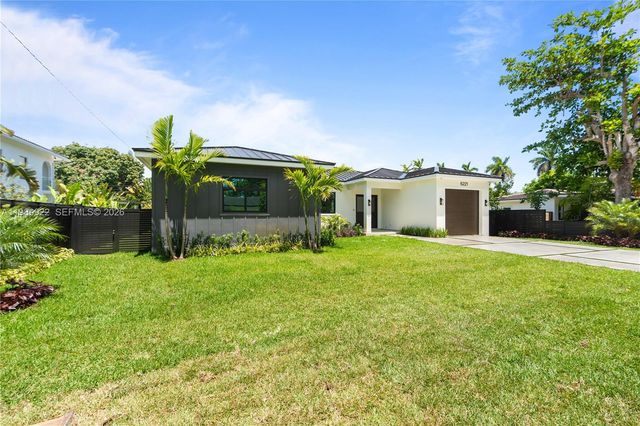 6221 SW 60th Street, South Miami, FL 33143
