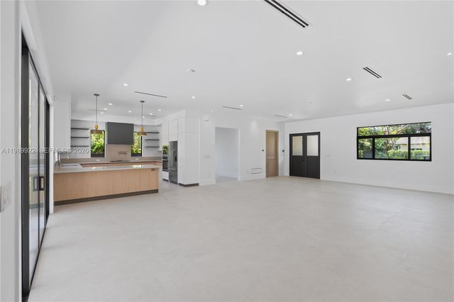 6221 SW 60th Street, South Miami, FL 33143