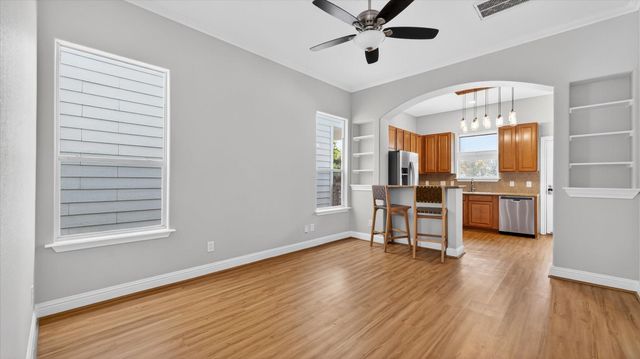 4439 Spencer Street, Houston, TX 77007