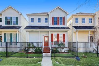 4439 Spencer Street, Houston, TX 77007