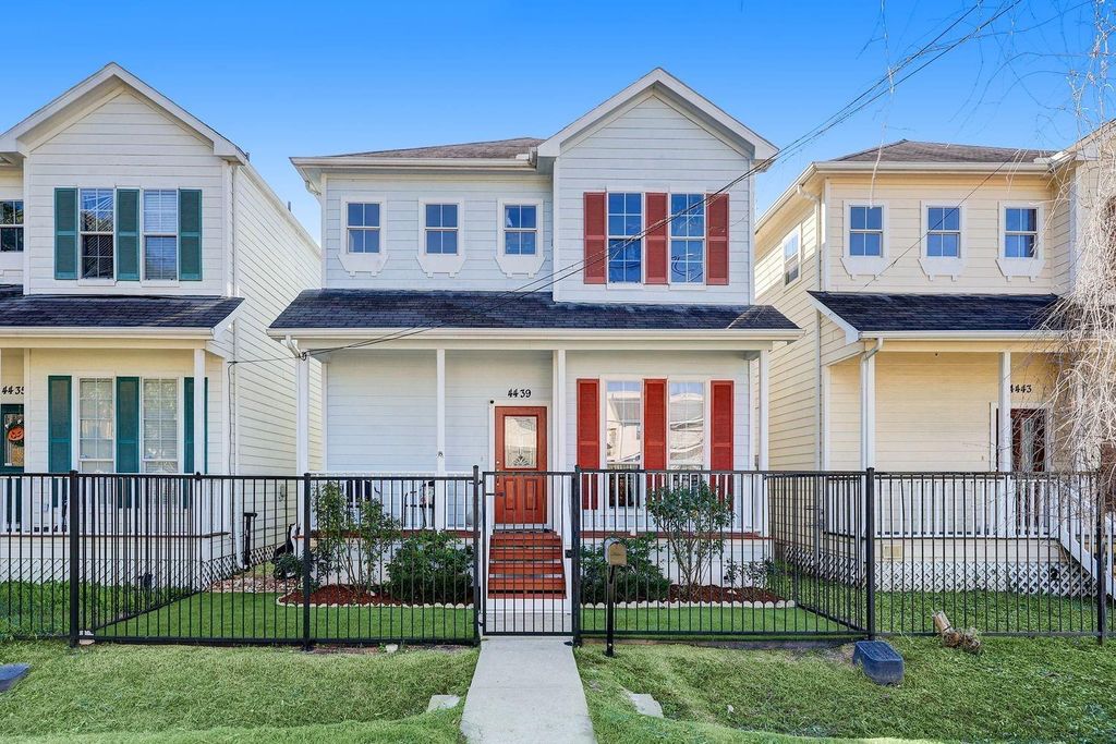 4439 Spencer Street, Houston, TX 77007