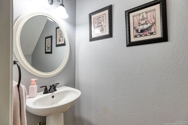 13814 Chevy Oak, San Antonio, TX 78247