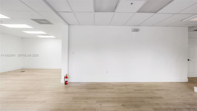 8500 NW 30th Ter, Doral, FL 33122