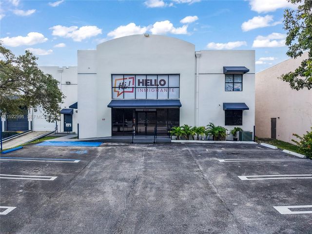 8500 NW 30th Ter, Doral, FL 33122