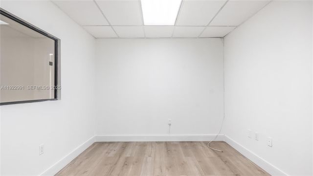 8500 NW 30th Ter, Doral, FL 33122