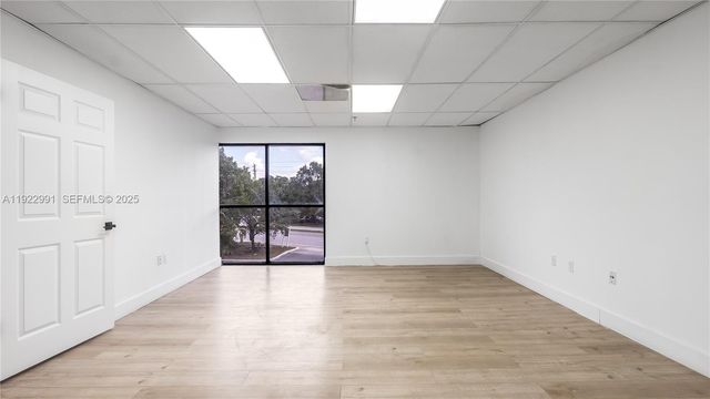 8500 NW 30th Ter, Doral, FL 33122