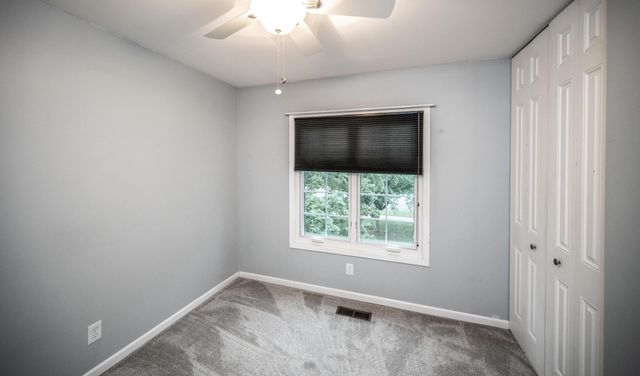 3590 Blue Jay Way 201, Eagan, MN 55123