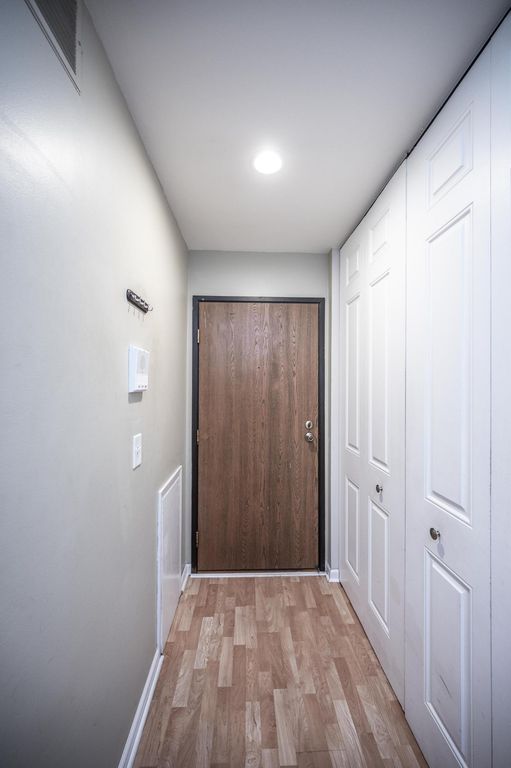 3590 Blue Jay Way 201, Eagan, MN 55123 — photo 3