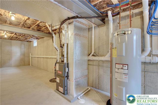 1057 Decatur Street, Bethlehem City, PA 18017