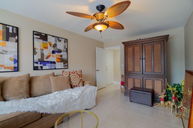 3887 Hamilton Key, West Palm Beach, FL 33411