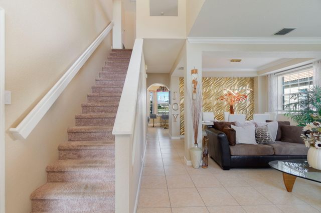 3887 Hamilton Key, West Palm Beach, FL 33411