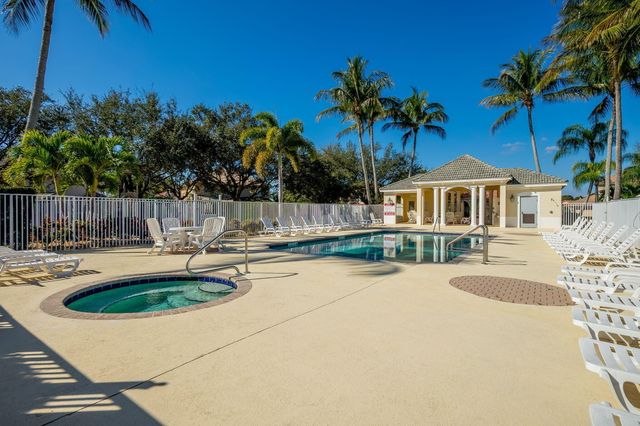 3887 Hamilton Key, West Palm Beach, FL 33411