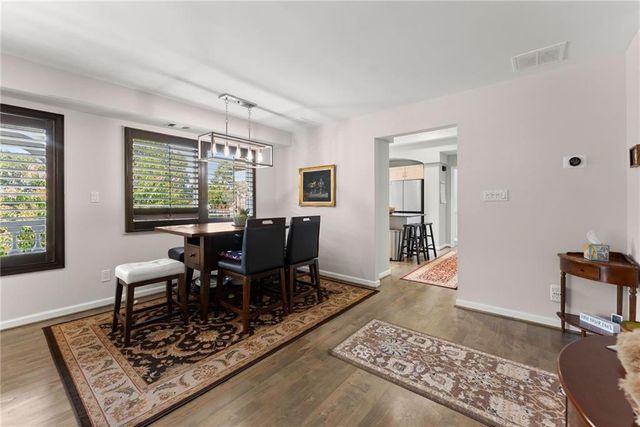 9220 Mainsail Drive, Gainesville, GA 30506