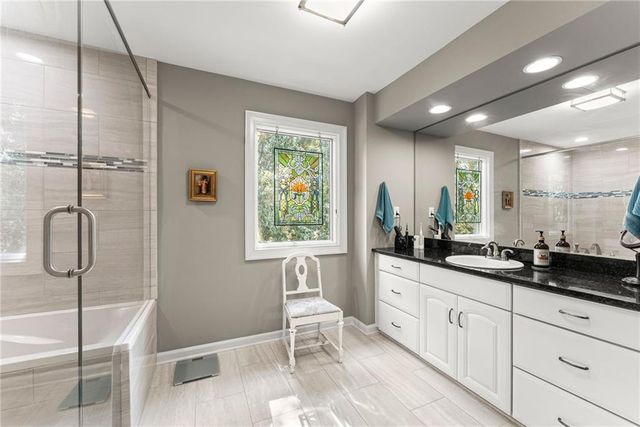 9220 Mainsail Drive, Gainesville, GA 30506