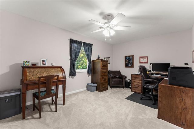 9220 Mainsail Drive, Gainesville, GA 30506