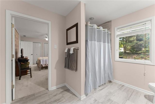 9220 Mainsail Drive, Gainesville, GA 30506