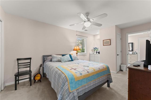 9220 Mainsail Drive, Gainesville, GA 30506