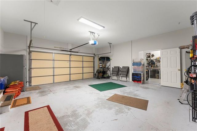 9220 Mainsail Drive, Gainesville, GA 30506