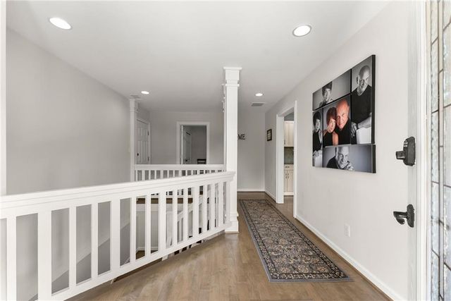 9220 Mainsail Drive, Gainesville, GA 30506
