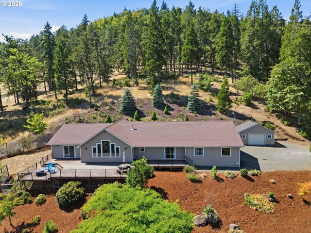35885 ELLINGTON Dr, Springfield, OR 97478