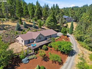 35885 ELLINGTON Dr, Springfield, OR 97478