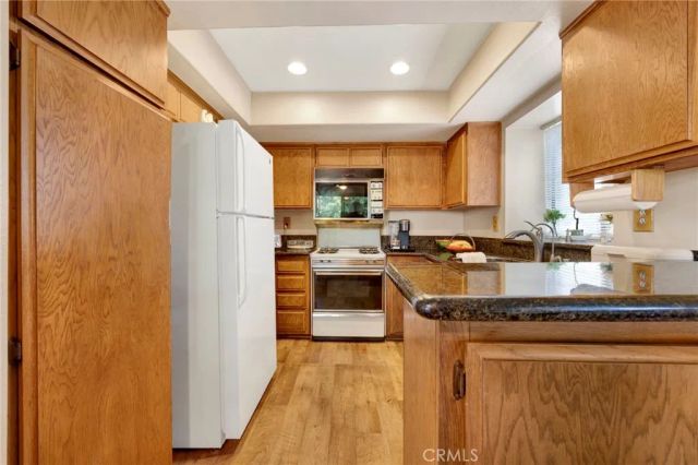456 E San Jose Avenue B, Burbank, CA 91501