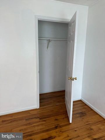 236 NOTTOWAY DR, Stephens City, VA 22655